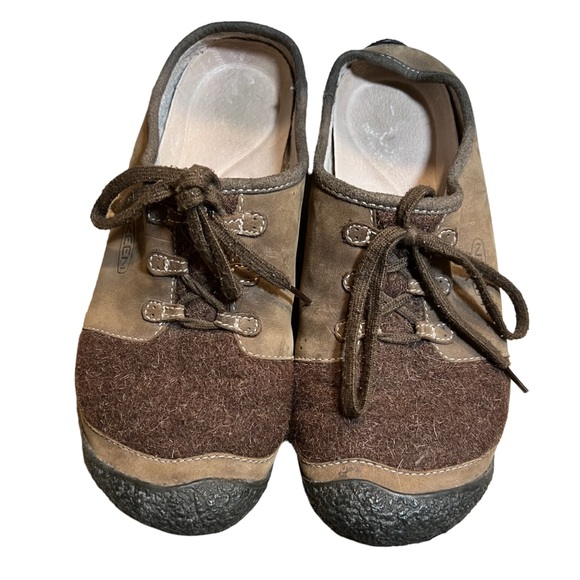 keen wool clogs